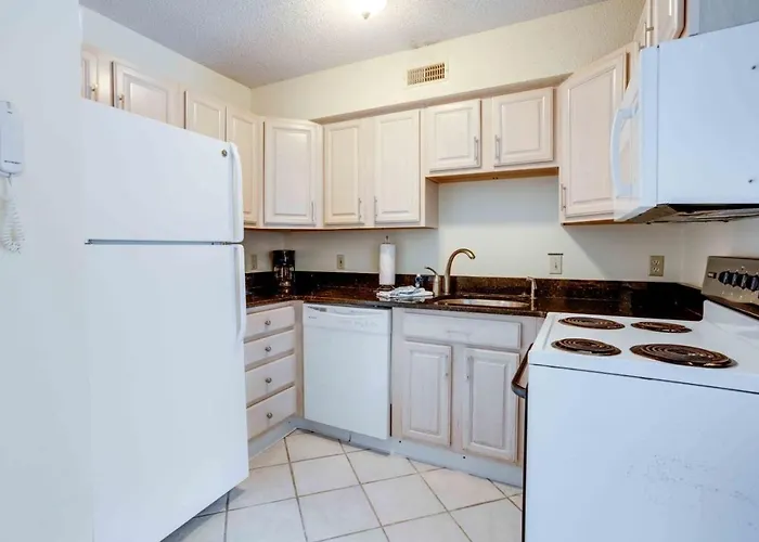 Marylander Condominiums, 90 Steps From The Aparthotel Ocean City