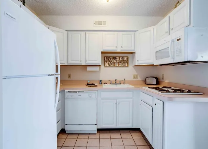 Marylander Condominiums, 90 Steps From The Aparthotel Ocean City