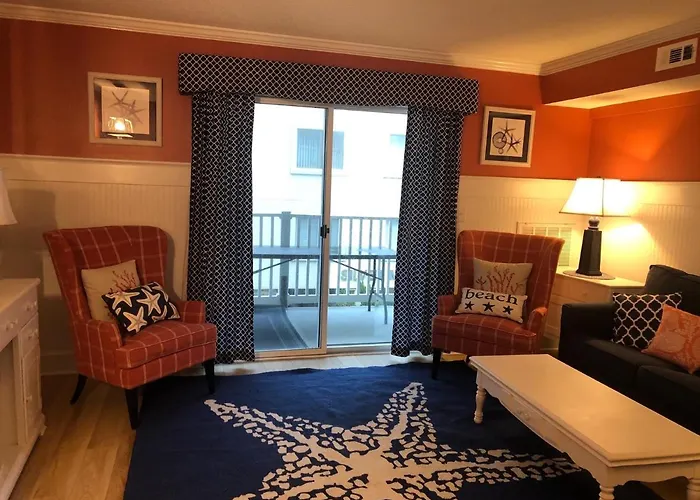 Marylander Condominiums, 90 Steps From The Aparthotel