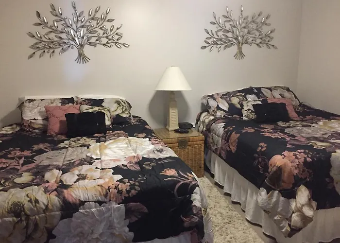 Marylander Condominiums, 90 Steps From The Ocean City