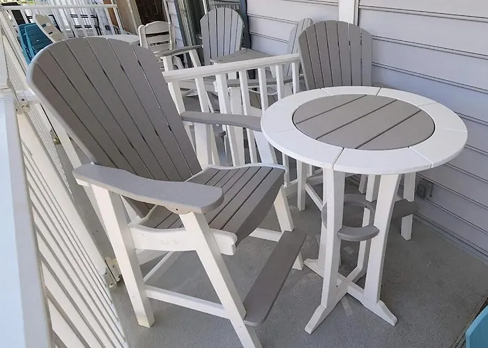 Aparthotel Marylander Condominiums, 90 Steps From The Ocean City
