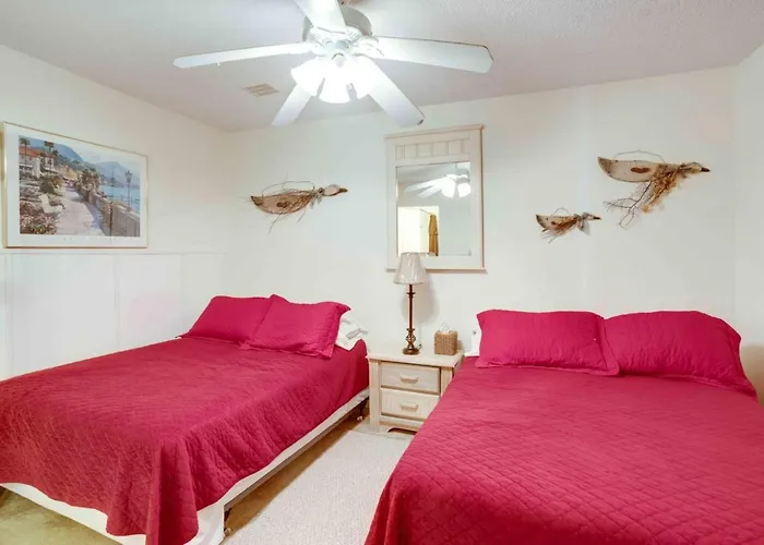 Aparthotel Marylander Condominiums, 90 Steps From The