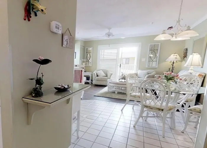 Marylander Condominiums, 90 Steps From The 4* Ocean City