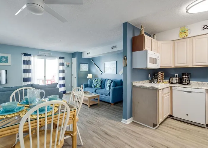 Marylander Condominiums, 90 Steps From The 4*